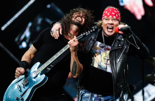 Axl Rose gave Dave Grohl a gift that massively inspired the latest Foo Fighters album